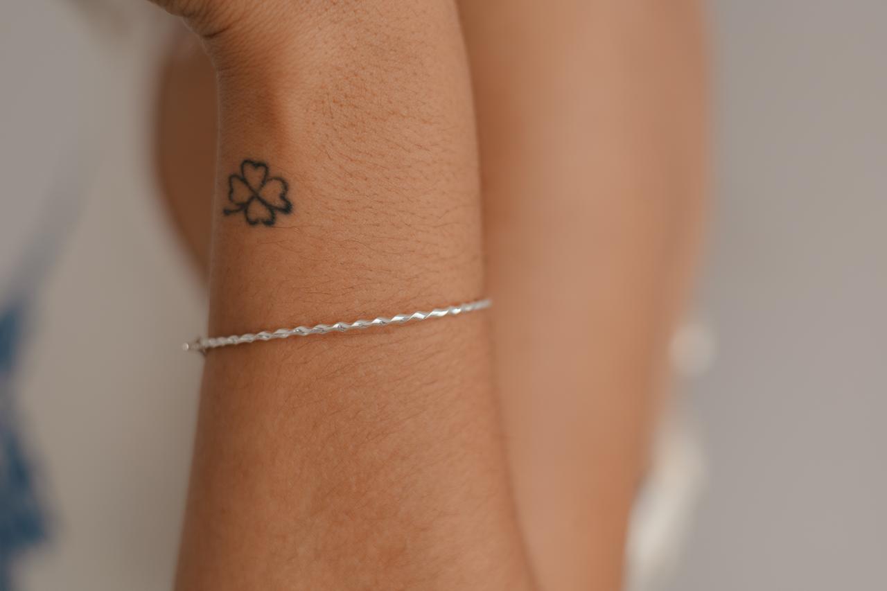 Bracelete trabalhado
